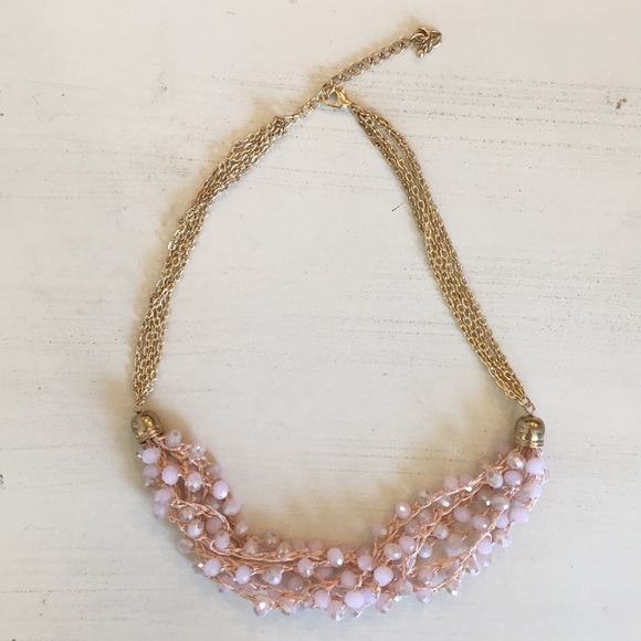 Jewelry - Gorgeous pink/blush sparkly necklace